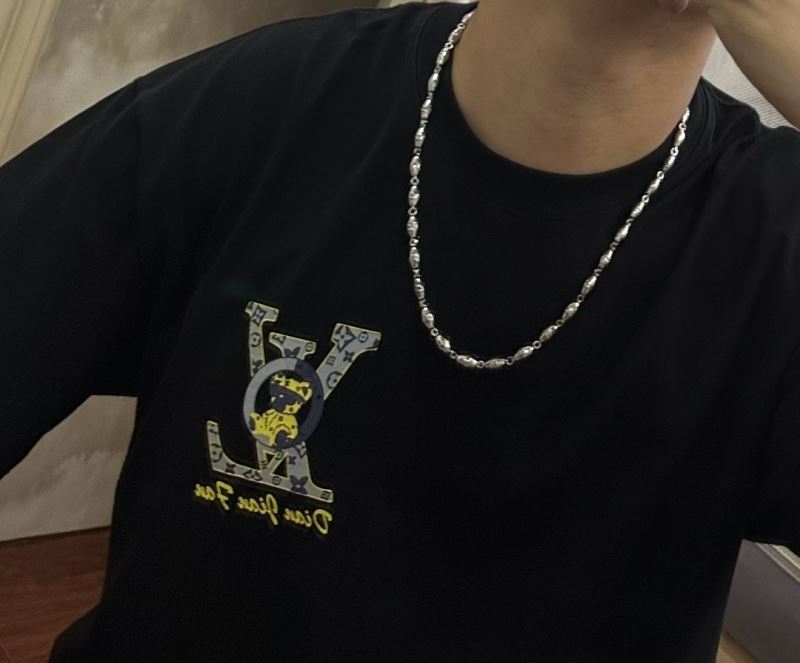 chr1st1an D10r necklaces